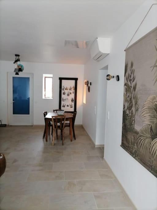 Chez Frederique Villa แซ็ง-โทรจง-เลส์-แบ็งส์ ภายนอก รูปภาพ